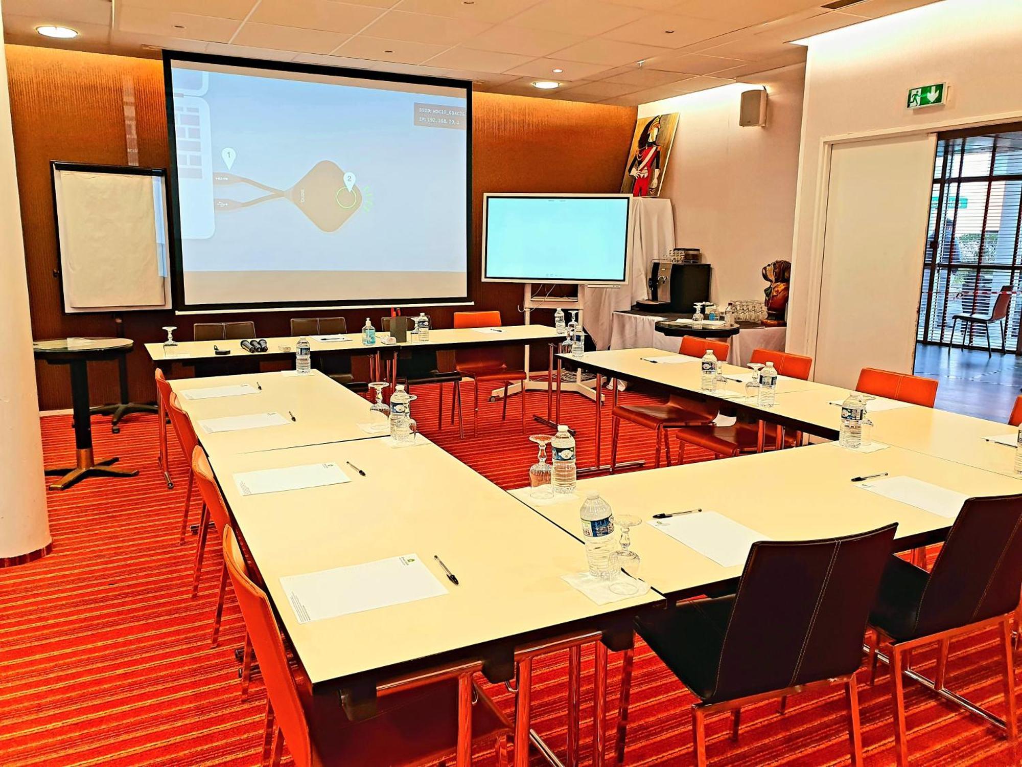 Greenhotels Roissy Parc Des Expositions Tremblay-en-France Bagian luar foto