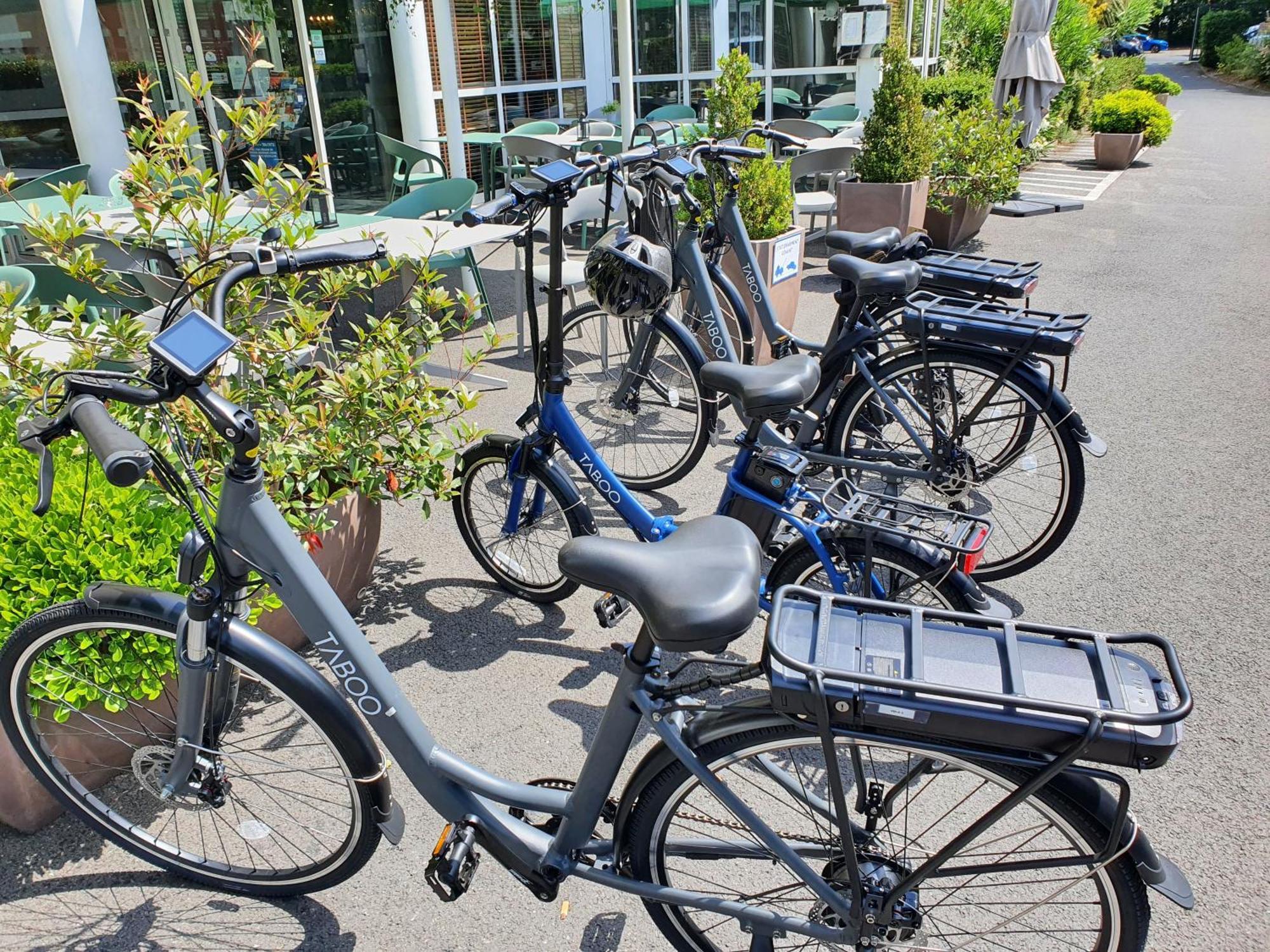 Greenhotels Roissy Parc Des Expositions Tremblay-en-France Bagian luar foto